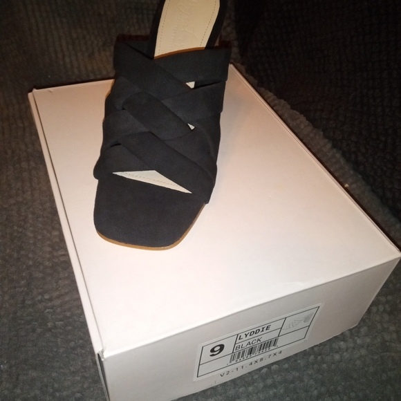 NWB signature by journee collection - Picture 8 of 11